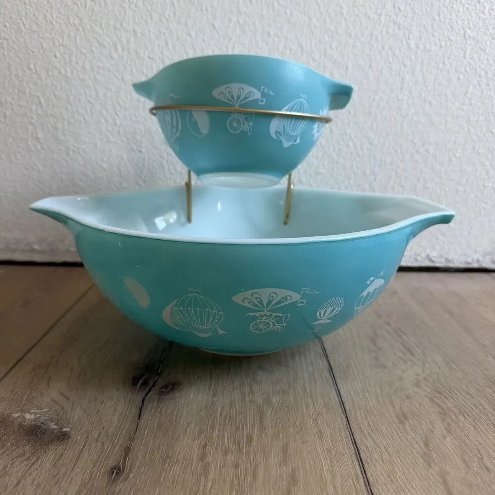 2 Vintage 1958 Pyrex Cinderella Hot Air Balloons Turquoise Batter Bowls